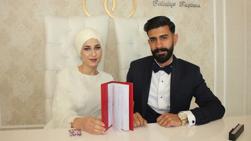 Kahramanmaraşlı depremzede çiftin nikahı Amasya'da yapıldı