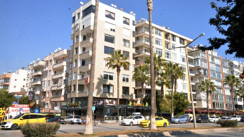 Emlak derneği başkanı Mersin'deki kiralara isyan etti! Elinizi vicdanınıza koyun..