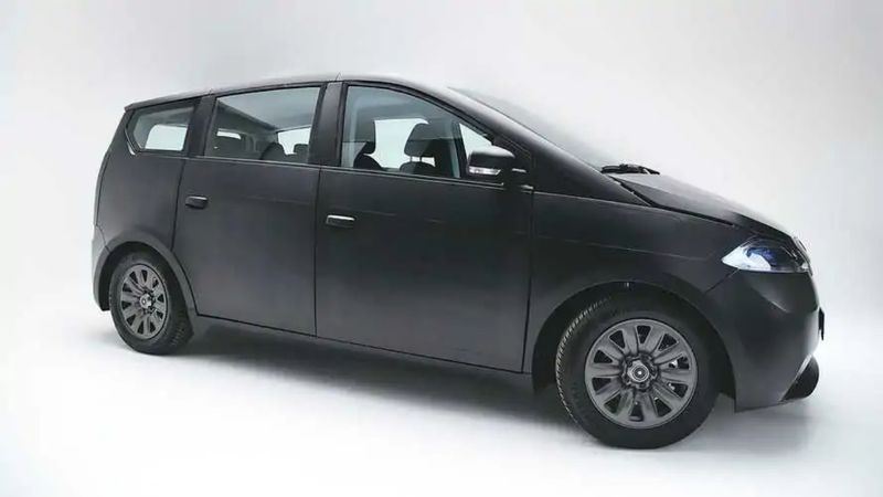 Güneş enerjisiyle çalışan otomobil Sion'un üretimi iptal edildi