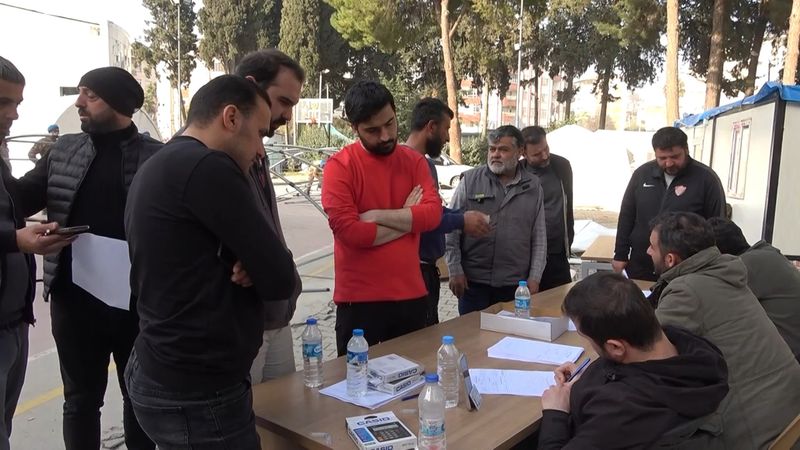 Hatay'da depremzedelerin hasar tespit çalışmaları başladı