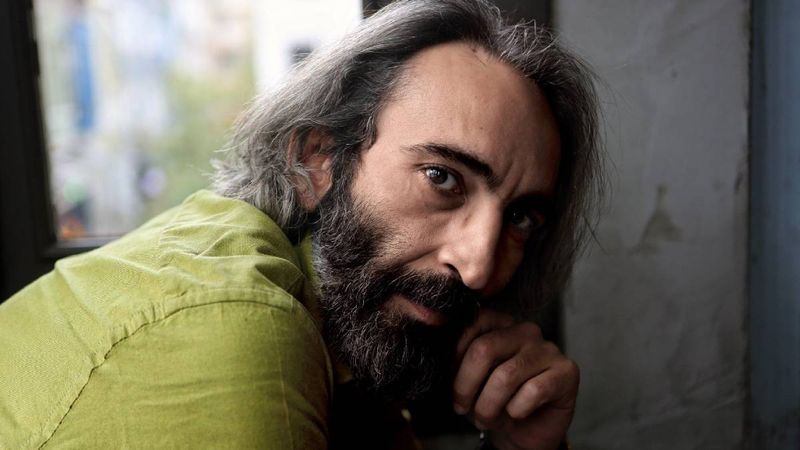 Adım Farah'ın Mehmet Başkomiser'i Fırat Tanış'ın ilk eşi ünlü şarkıcı çıktı! 