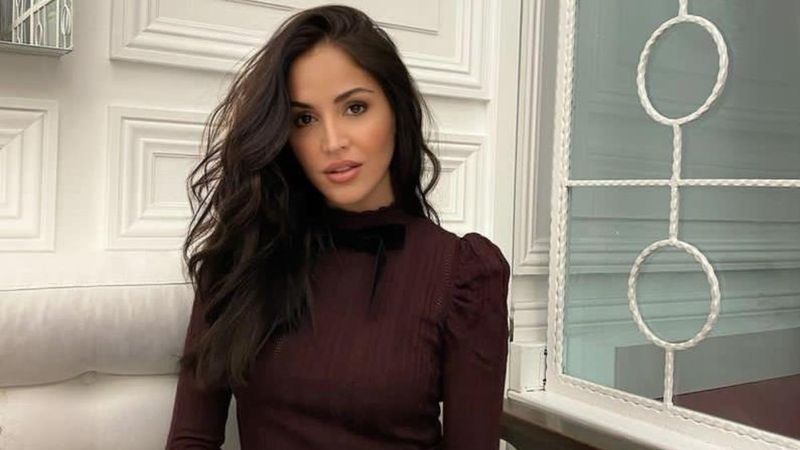 TEPKİ ÇEKTİ! Survivor Berna Keklikler'in bikinili pozuna takipçileri tepki gösterdi! 