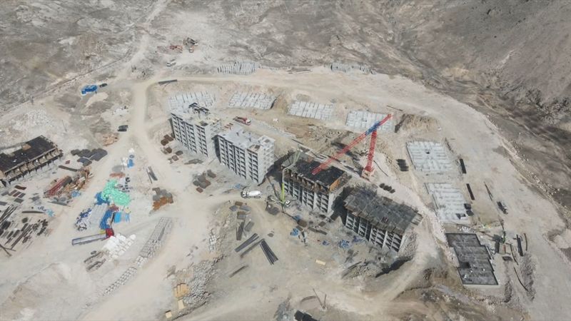 Malatya'da kalıcı konutlar için ilk kazma vuruldu