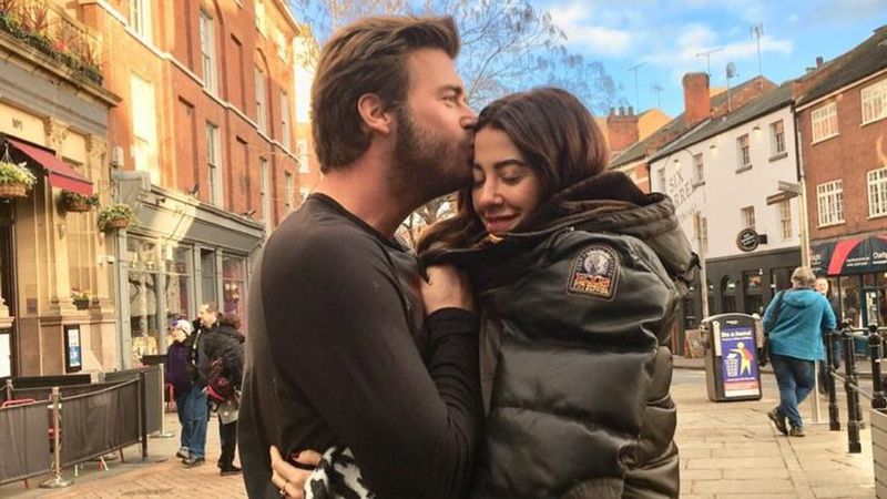 Kıvanç Tatlıtuğ'un biricik eşi Başak Dizer'i görenin nutku tutuldu! 