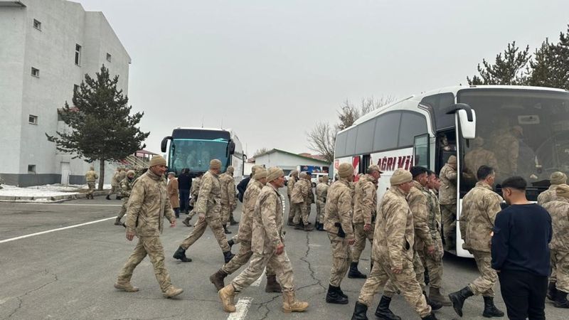Ağrı Valiliği, deprem bölgelerine 152 astsubay ve güvenlik korucusu gönderdi