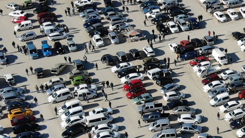 İkinci el otomobil pazarında seçim ve bayram telaşı başladı