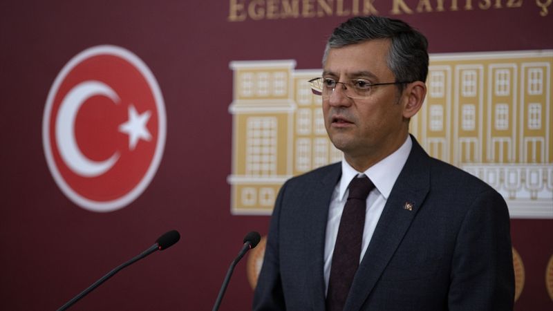 CHP Grup Başkanvekili Özgür Özel: HDP ile görüşme yarın olabilir