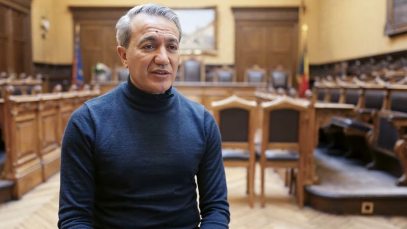 Belçika’da bir Türk: Emir Kır'ın dikkat çeken hayat hikayesi