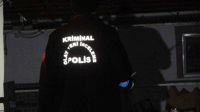 Uşak'ta alacak verecek kavgası: 3 kişi yaralandı