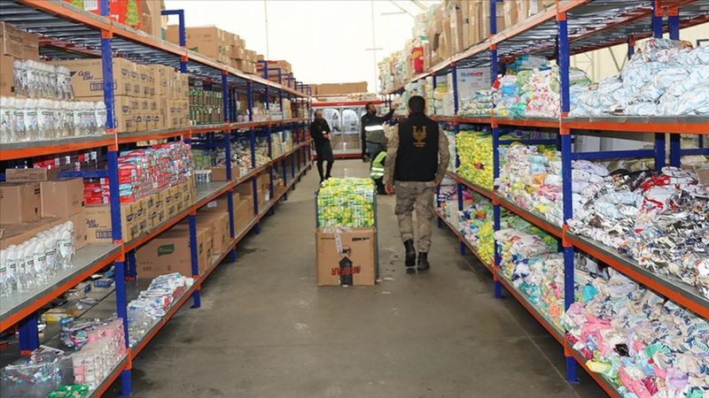 Deprem bölgesinde malzeme ihtiyacı sürüyor