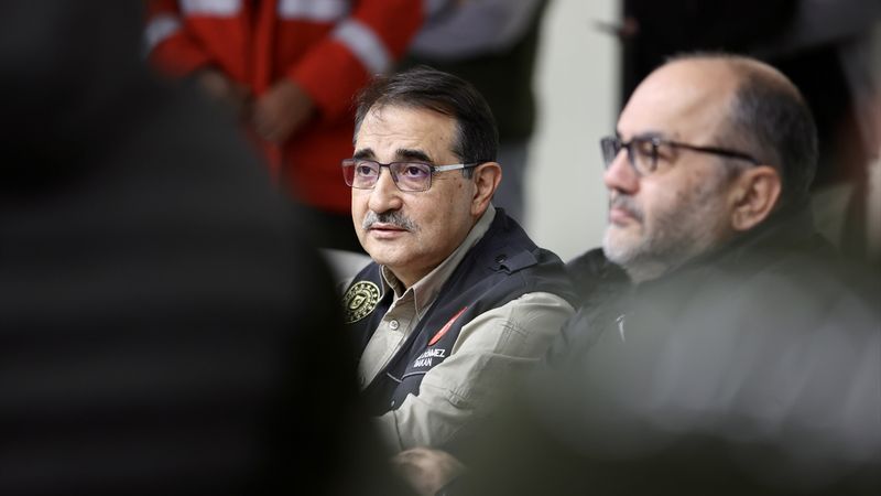 Enerji ve Tabii Kaynaklar Bakanı Fatih Dönmez: Nisan ayı içinde Karadeniz gazını getireceğiz