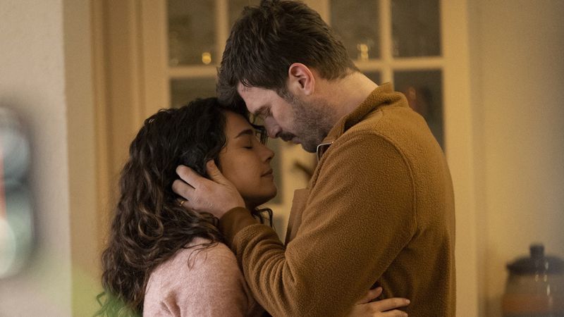 Kıvanç Tatlıtuğ ve Funda Eryiğit başrolde! Netflix'in gerilim filmi Boğa Boğa konusu nedir, oyuncuları kimler?