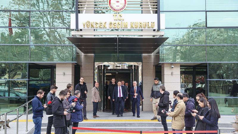 Cumhurbaşkanı adayları için verilen imza sayıları