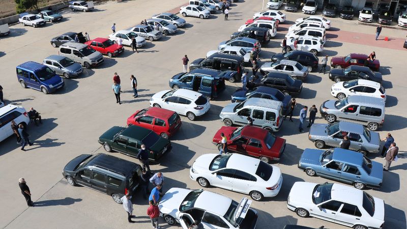 İkinci el online oto pazarında satışlar arttı