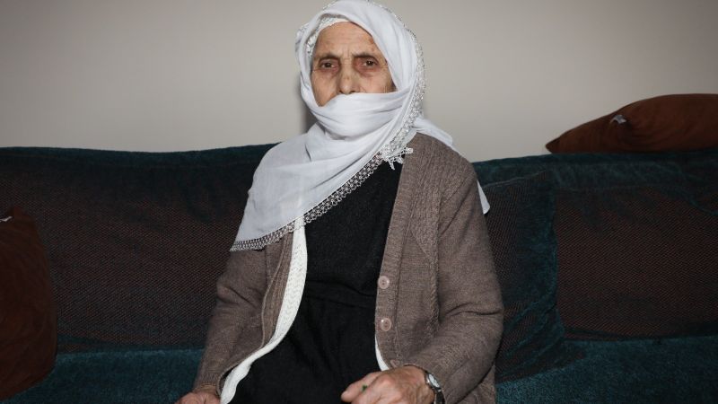 Ağrılı Makbule teyze 70 yıldır kimliksiz yaşıyor: Hiçbir haktan faydalanamıyor
