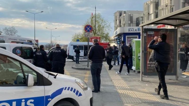 Ankara'da polise bıçaklı saldırı