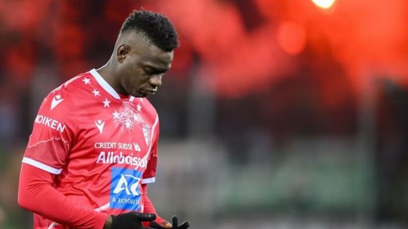 Mario Balotelli'den Roberto Mancini'ye tepki