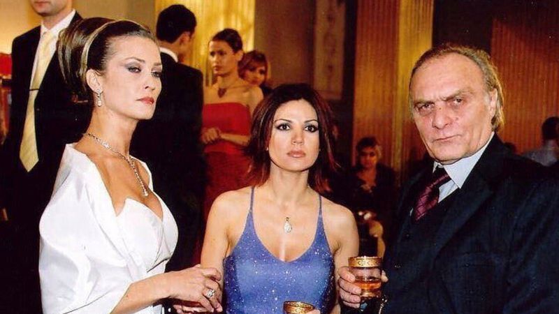 Kurtlar Vadisi'nde Süleyman Çakır'ın eşi Nesrin Çakır'ı bir de şimdi görün! İpek Tenolcay'ın son hali