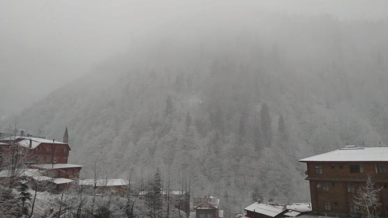 Ayder Yaylası'na mart karı