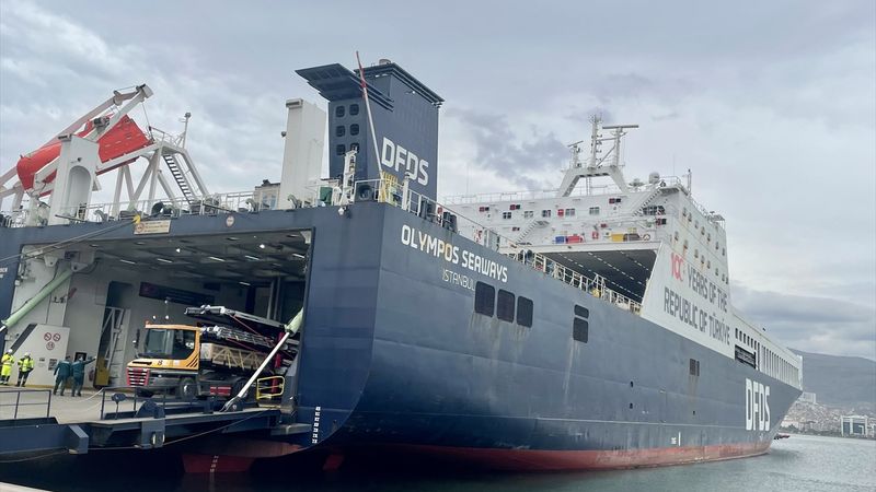 İzmir ve Sete limanları arasında Ro-Ro seferleri başladı