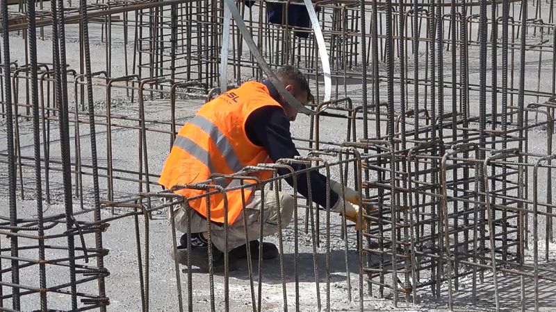 Kahramanmaraş'ta depremzedeler için köy evlerinin inşaasına başlanıldı