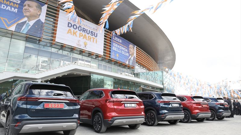 AK Parti Aday Tanıtım Toplantısı'na bakanlar Togg'larla geldi