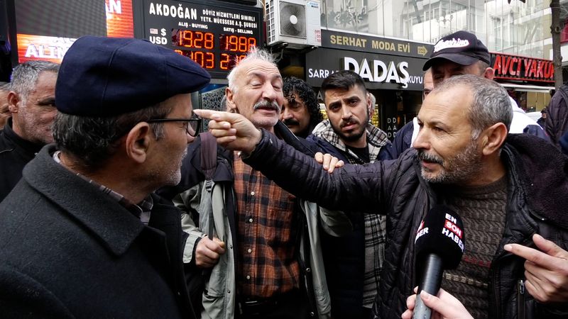 Ensonhaber Şirinevler'de: Anket sırasında düşünce özgürlüğü tartışması çıktı!