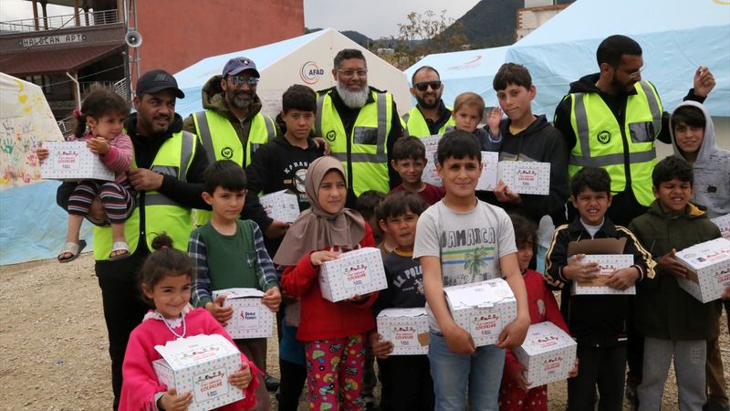 Güney Afrikalı kuruluş, Hatay'da depremzedelere yardım için kolları sıvadı