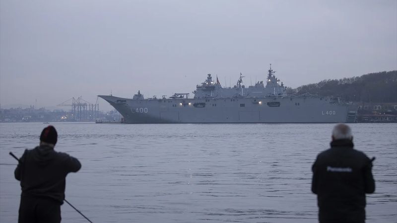 TCG Anadolu'ya yoğun ilgi! İlk gün 8 bin 720 kişi ziyaret etti