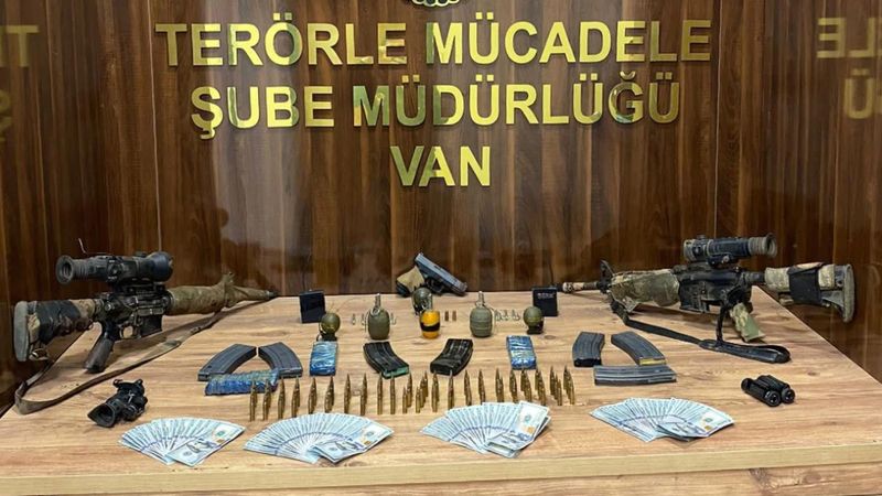 Van'da 2 terörist fotokapanla tespit edilerek etkisiz hale getirildi