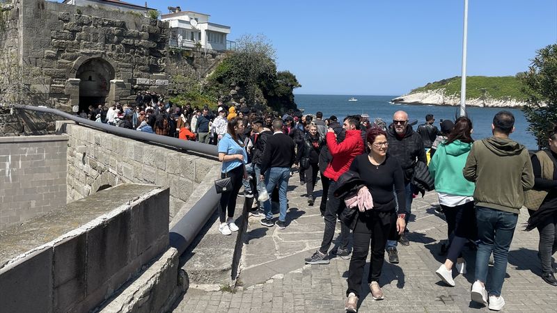 Tatilciler, Ramazan Bayramı tatilinde Amasra'da yoğunluk oluşturdu