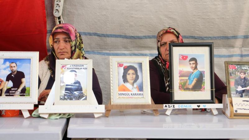 Diyarbakır'da evlat nöbetindeki ailelerin direnişi bin 331'inci gününde