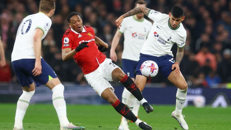 Tottenham ve Manchester United berabere kaldı
