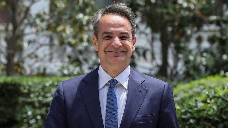 Yunanistan Başbakanı Miçotakis, hükümeti kurma görevini aldı