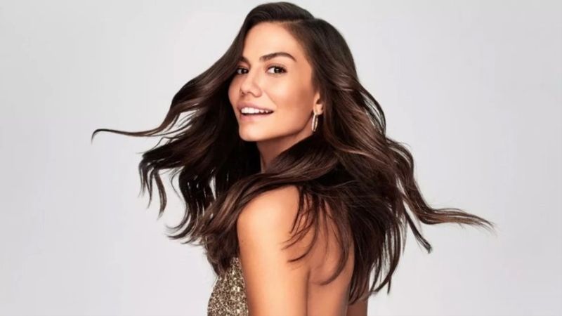 Demet Özdemir, Oğuzhan Koç'un evinden çıkarken görüntülendi