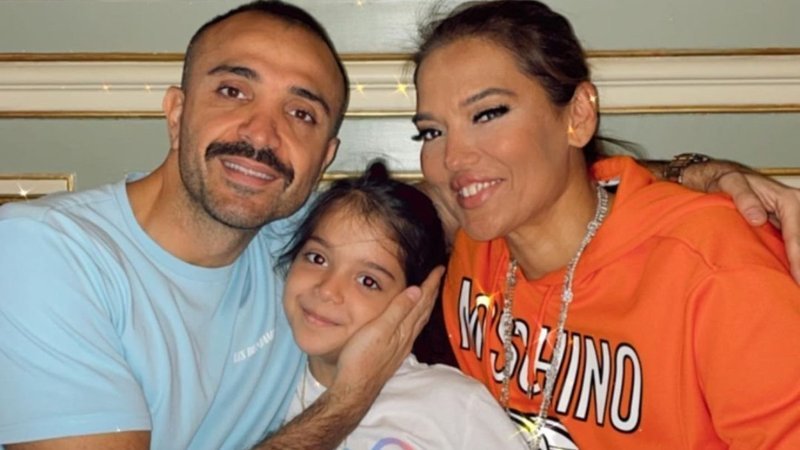 Demet Akalın'ın kızı Hira büyüdü, gören 