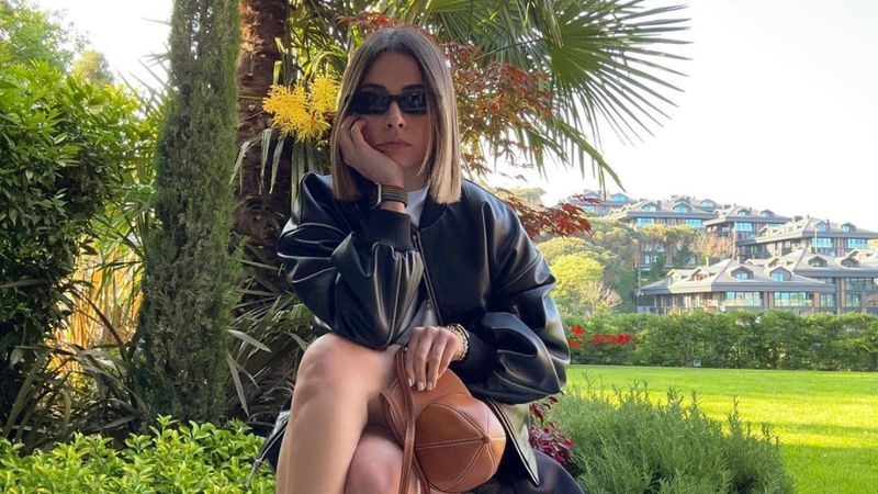 Buse Terim'in çiçek ayakkabısı