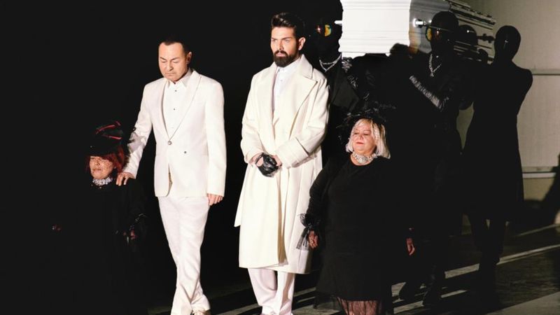 Serdar Ortaç klibini tamamlayamadı