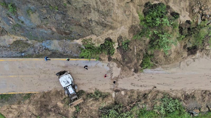 Samsun’da hasar tespit ve temizlik çalışması başladı