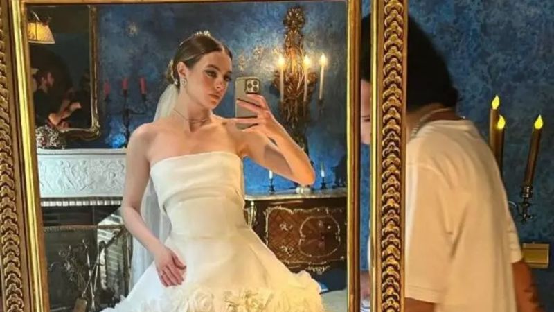 Melis Sezen gelinlik giydi