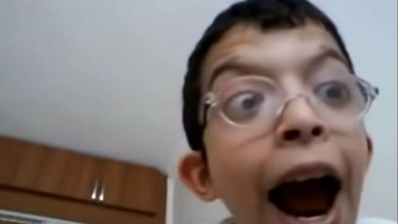 Bir de şimdi görün! Tablet Reyiz büyüdü, tarzıyla gündem oldu...