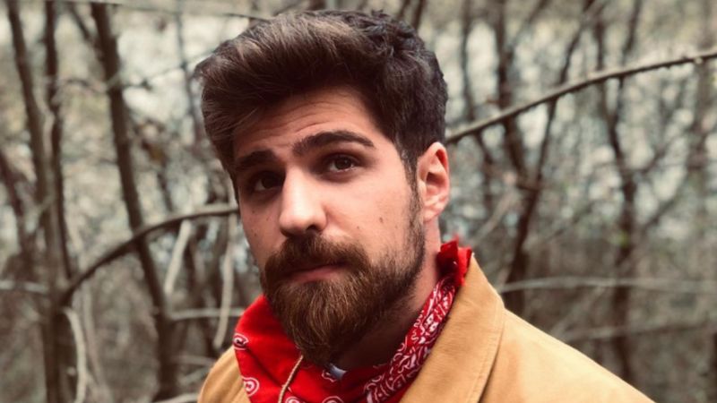 Berker Güven 16 yaş büyük sevgilisi Nihal Yalçın'la Londra'ya gitti