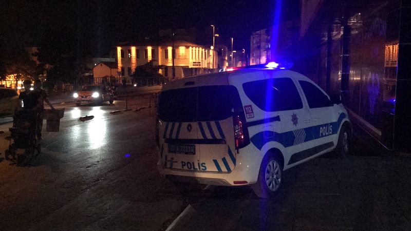 Gaziantep'te silahlı kavgaya müdahale eden polis memuru vuruldu