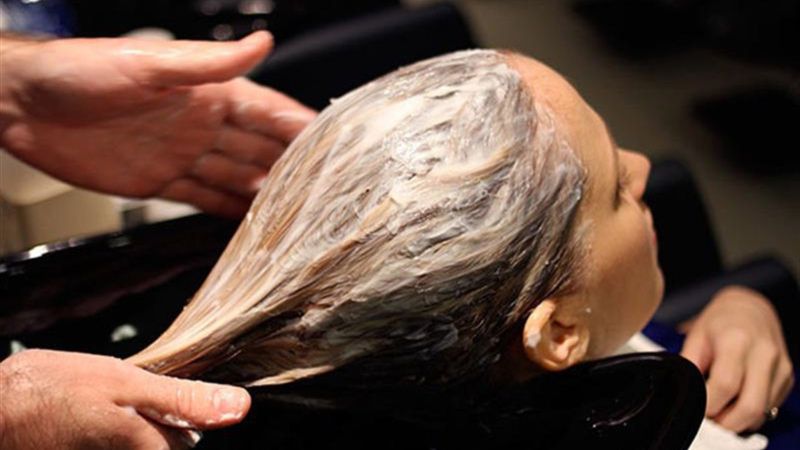 MUTLAKA DENEYİN! Yoğurdun saça faydaları nelerdir? Saç dökülmesini önleyen yoğurt maskesi..