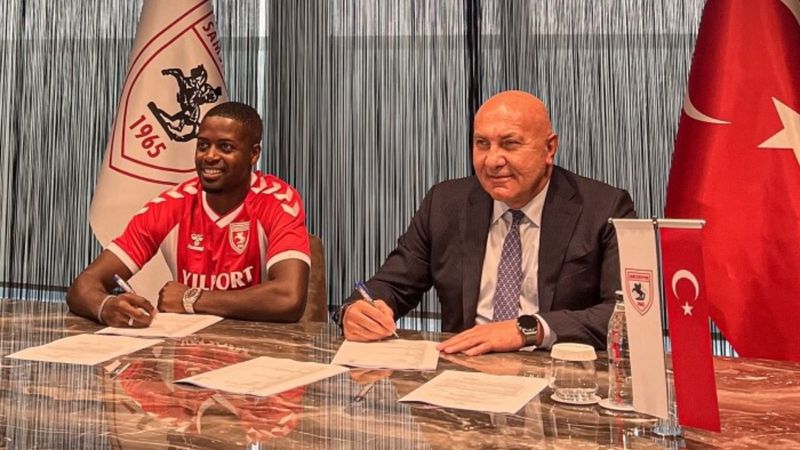 Samsunspor, Porto'dan Nanu'yu transfer etti