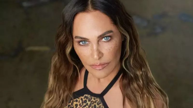 Hülya Avşar'ın leopar tarzı