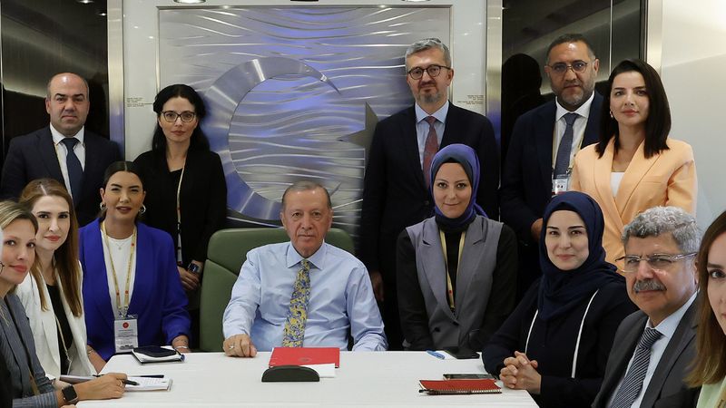 Cumhurbaşkanı Erdoğan'dan Körfez dönüşü gündeme dair açıklamalar