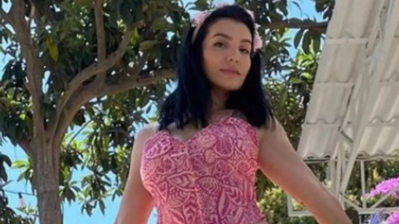 Aleyna Tilki ve annesinden Barbie stili