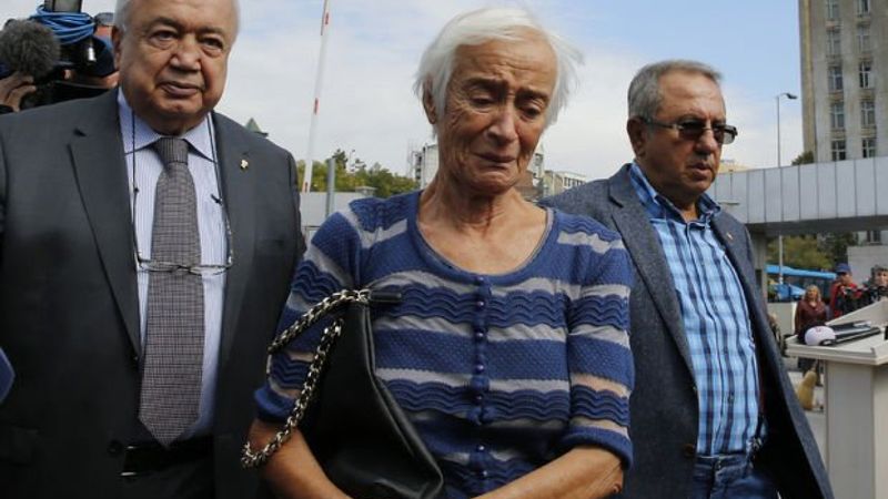 Deniz Baykal'ın eşi Olcay Baykal kaza geçirdi