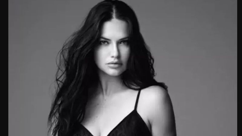 Adriana Lima, Victoria's Secret'la döndü